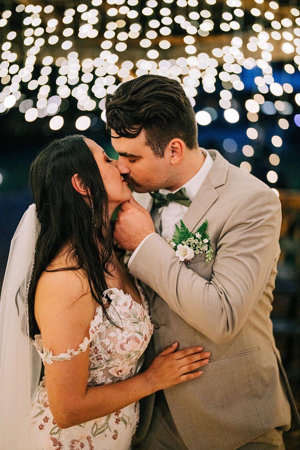 carousel-hero-element image-15